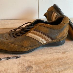 Tod’s Lace Up Shoe